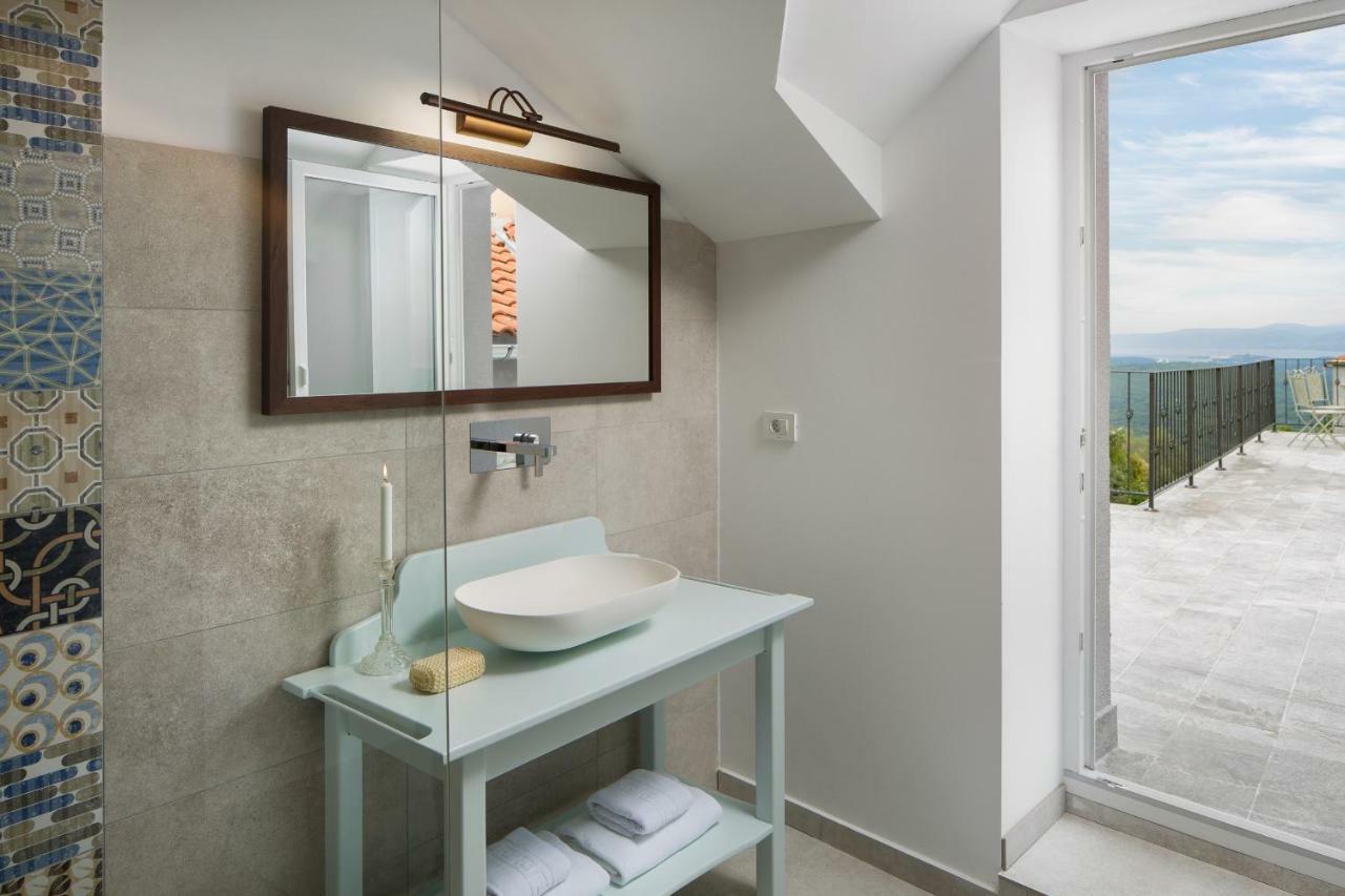 Mondinica Heritage House - Heated Pool Dobrinj Luaran gambar
